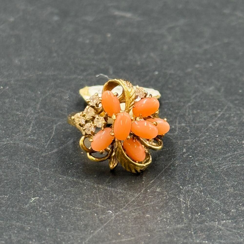 Vintage Hawaiian Cocktail Ring Cluster Coral Stones Gold Tone